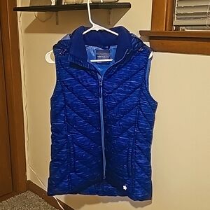 Women's Tek Gear gear puffer vest with removable Hood